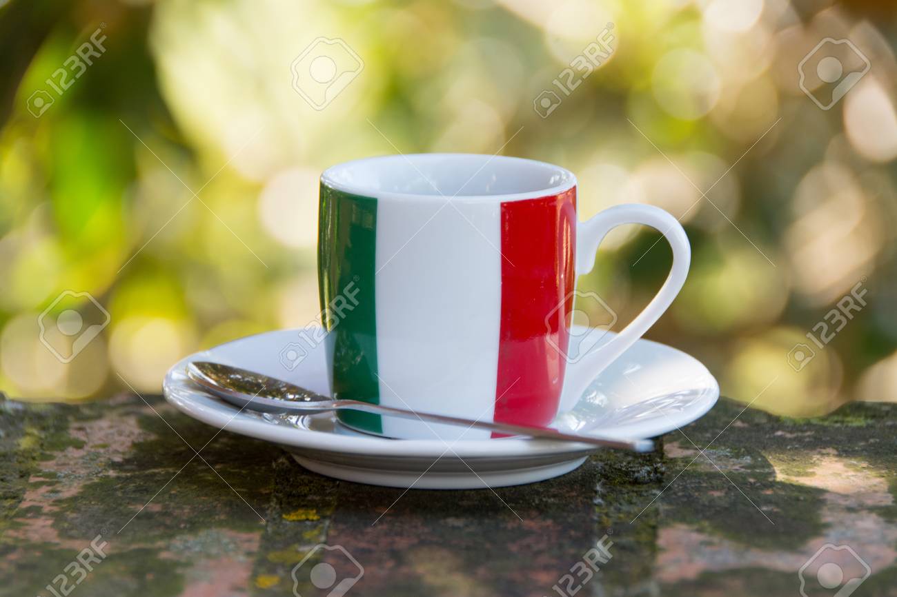 Descubre las mejores marcas de café italiano y disfruta de un auténtico